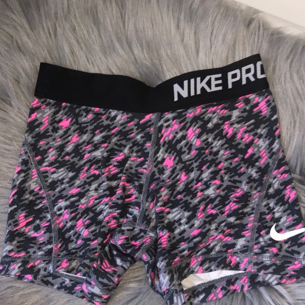 Nike pros